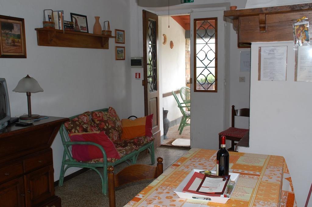 Due Piani Villa Barberino di Val dʼElsa Стая снимка