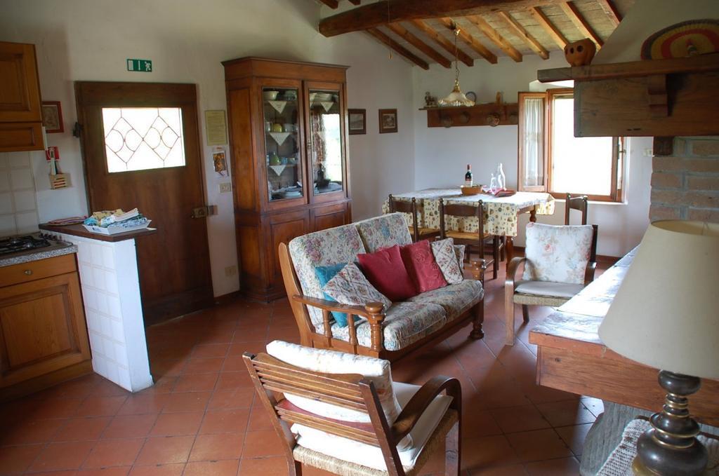 Due Piani Villa Barberino di Val dʼElsa Стая снимка